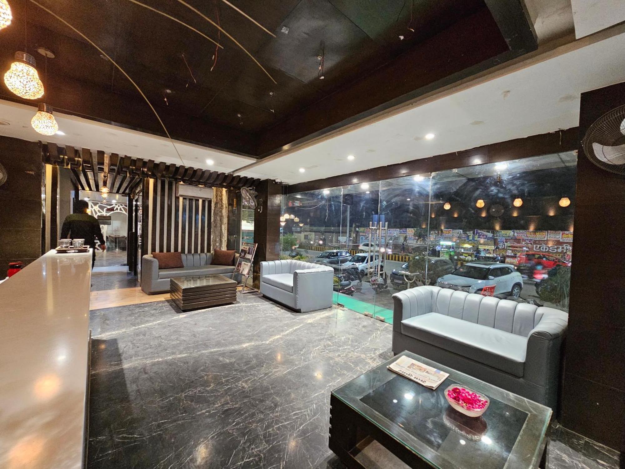 Hotel Mk Vivanta Gwalior Εξωτερικό φωτογραφία