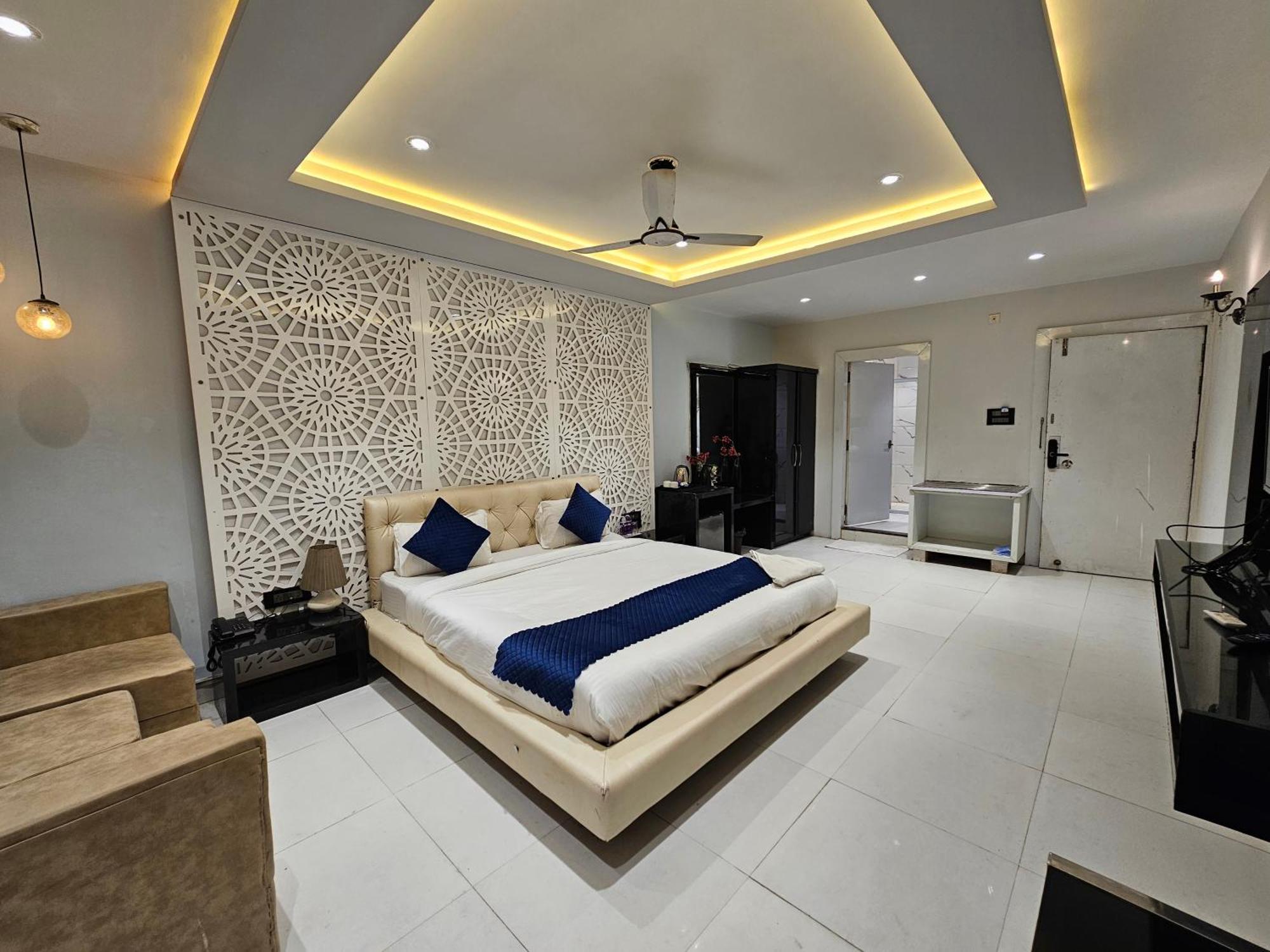 Hotel Mk Vivanta Gwalior Εξωτερικό φωτογραφία