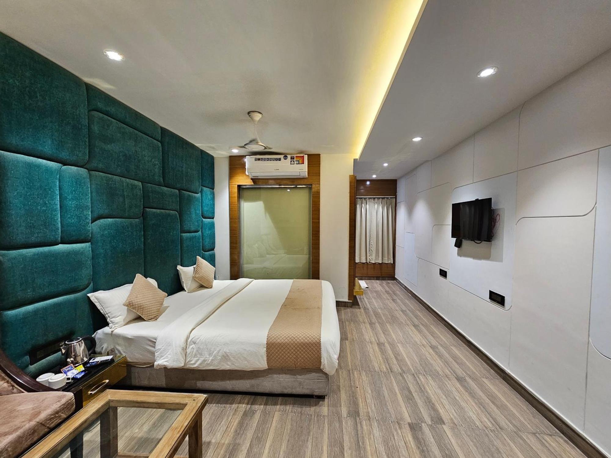 Hotel Mk Vivanta Gwalior Εξωτερικό φωτογραφία